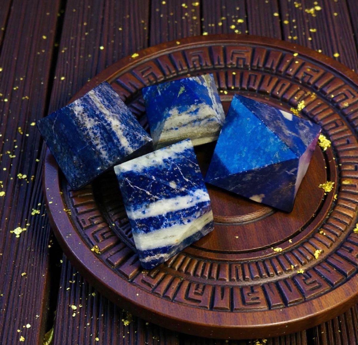 Lapis Lazuli Pyramide 2cm